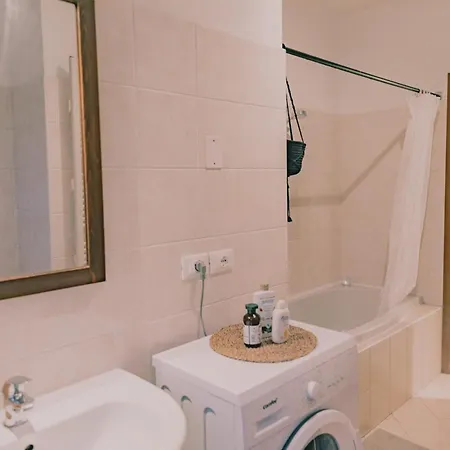 Ca11 - Hotel apartamentowy